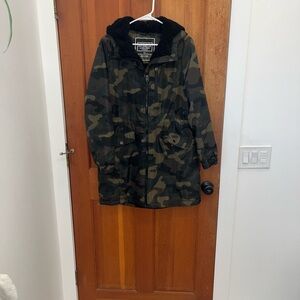 Lucky Brand Camouflage Women’s Warm Jacket